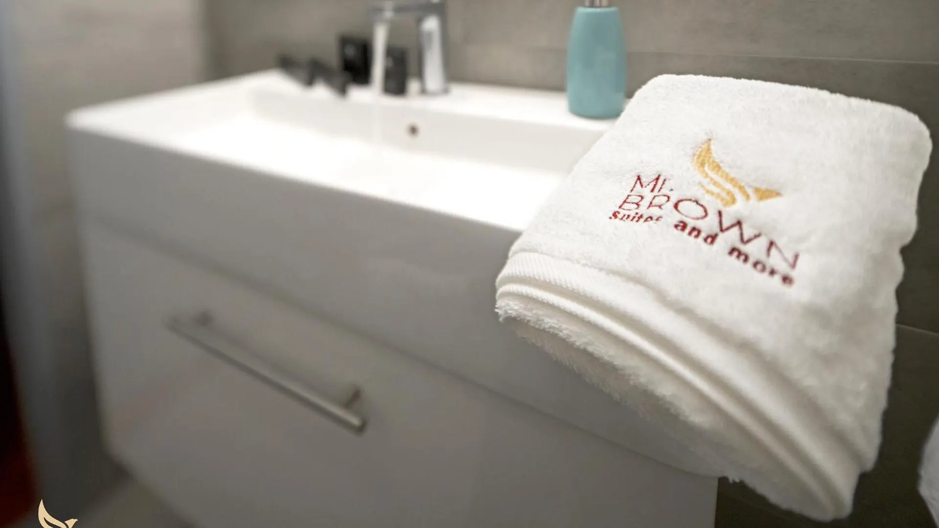 Mrbrown-Pincherle Suites Rome 0*,
