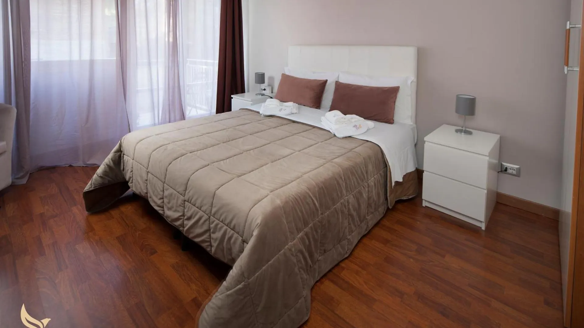Mrbrown-Pincherle Suites Rome Italy