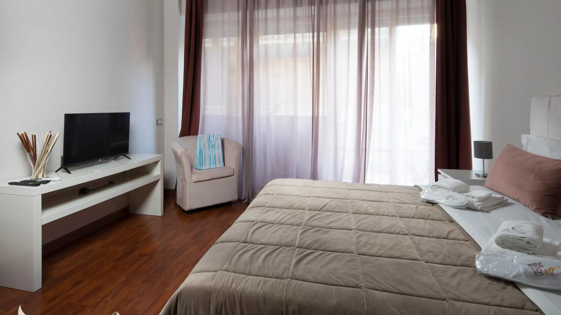 Mrbrown-Pincherle Suites Rome Apartment